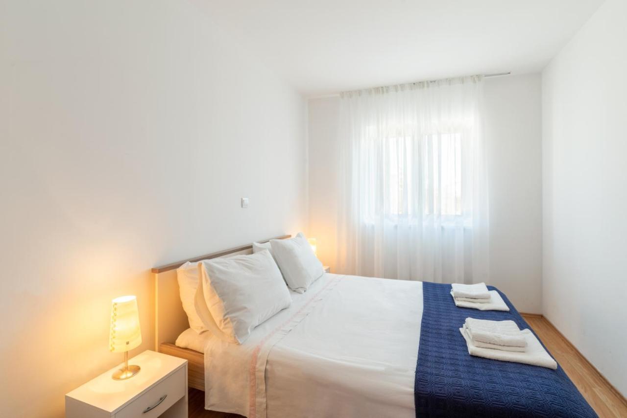 Apartments With A Parking Space Lopar, Rab - 14070 エクステリア 写真