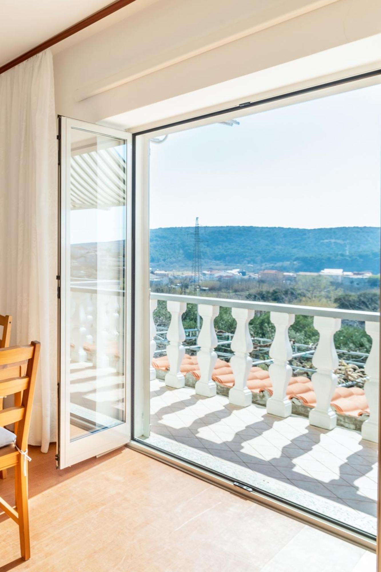 Apartments With A Parking Space Lopar, Rab - 14070 部屋 写真