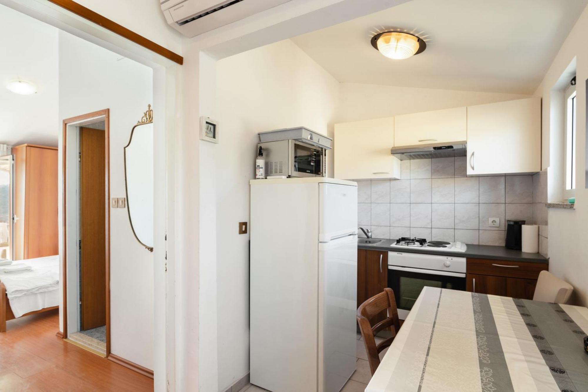 Apartments With A Parking Space Lopar, Rab - 14070 部屋 写真